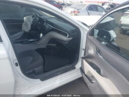 
										2018 Toyota Camry full									
