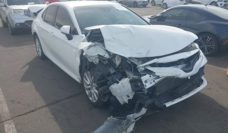 
								2018 Toyota Camry full									