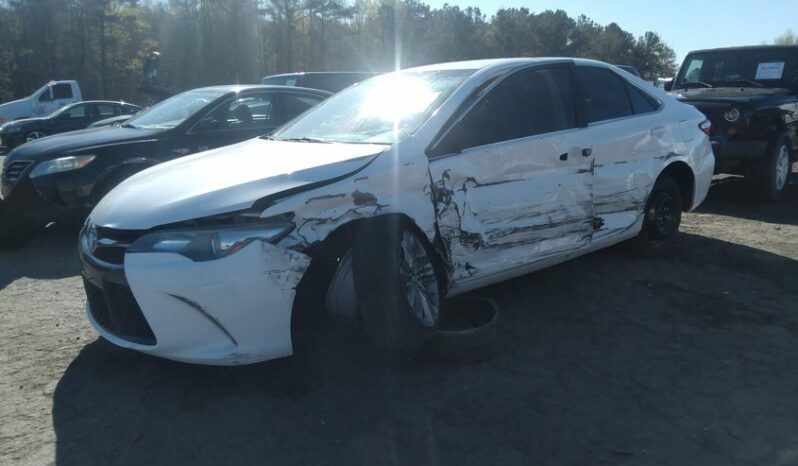 
								2015 Toyota Camry full									