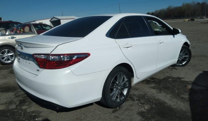 
								2015 Toyota Camry full									