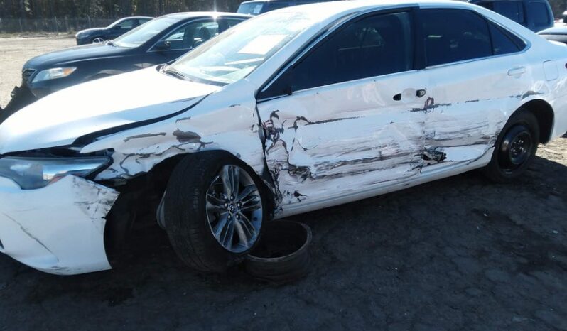
								2015 Toyota Camry full									