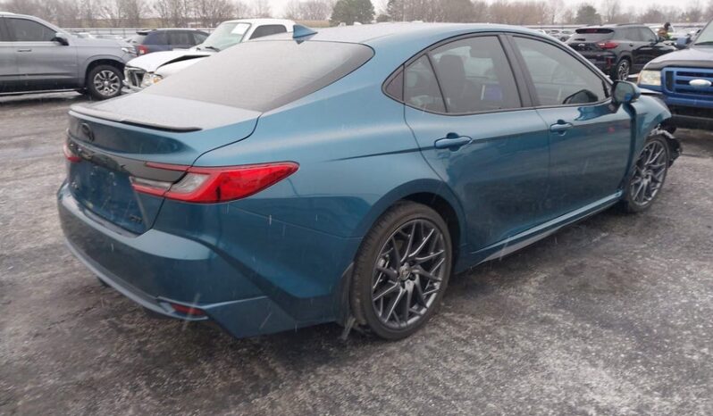 
								2025 Toyota Camry full									