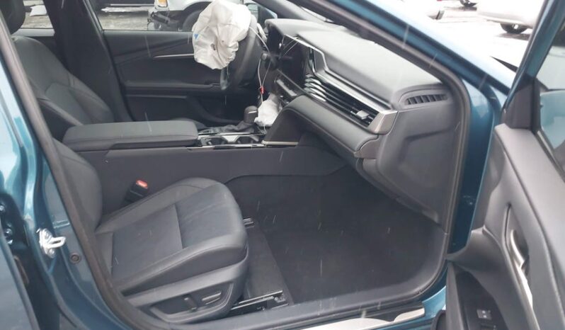 
								2025 Toyota Camry full									