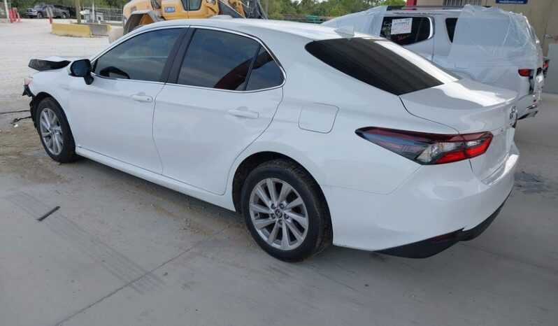 
								2023 Toyota Camry full									