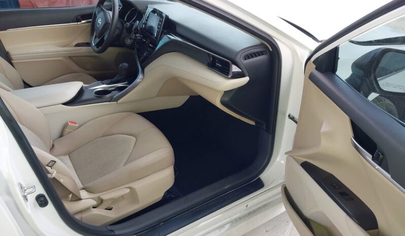 
								2023 Toyota Camry full									