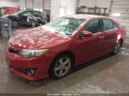 
										2012 Toyota Camry full									