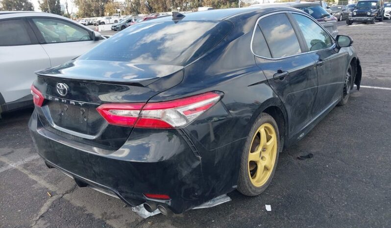 
								2019 Toyota Camry full									