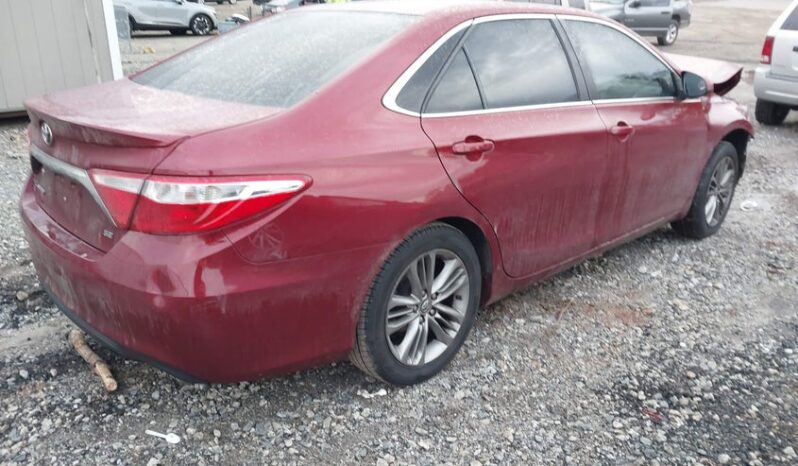 
								2016 Toyota Camry full									