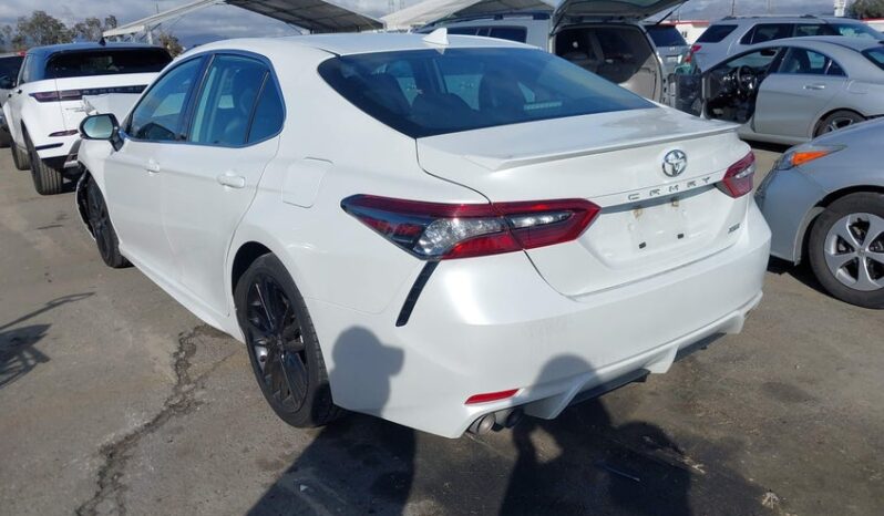 
								2022 Toyota Camry full									