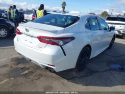 
										2022 Toyota Camry full									