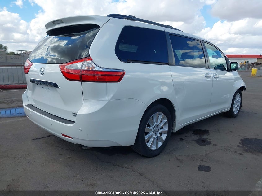 2015 Toyota Sienna