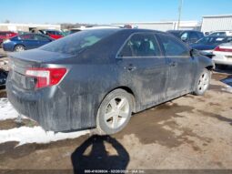 
										2012 Toyota Camry full									