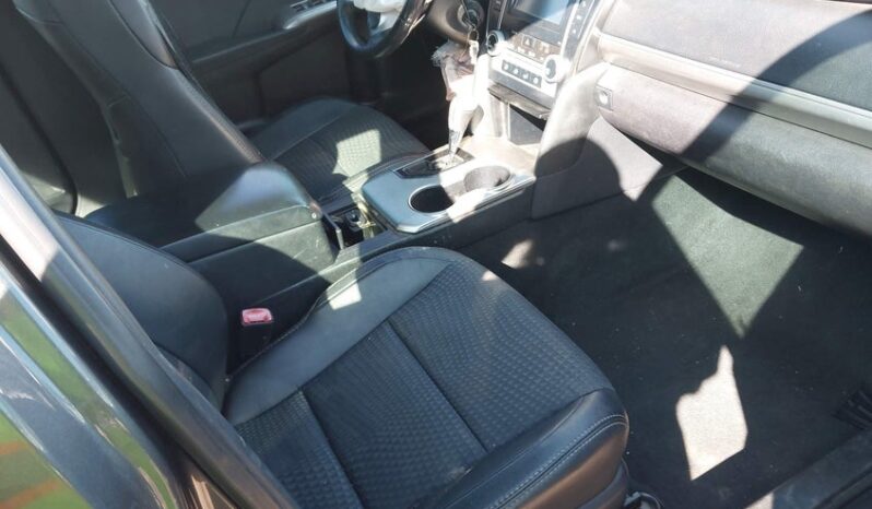 
								2012 Toyota Camry full									