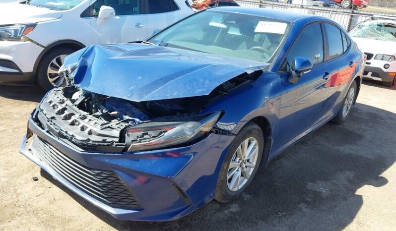 
								2025 Toyota Camry full									