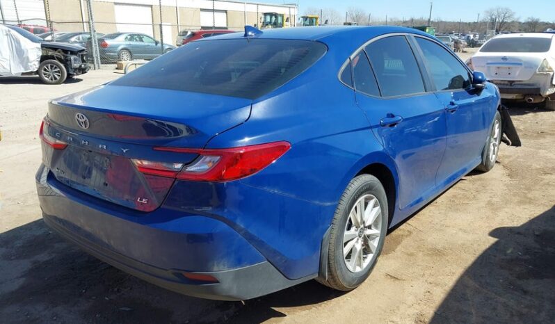 
								2025 Toyota Camry full									