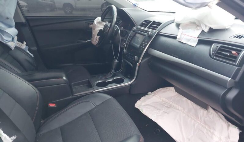 
								2016 Toyota Camry full									
