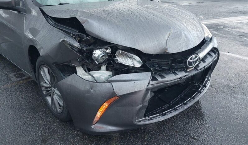 
								2016 Toyota Camry full									