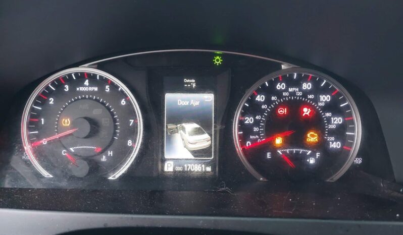 
								2016 Toyota Camry full									