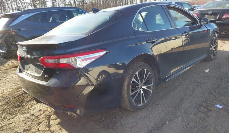 
								2020 Toyota Camry full									
