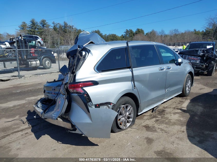 2022 Toyota Sienna