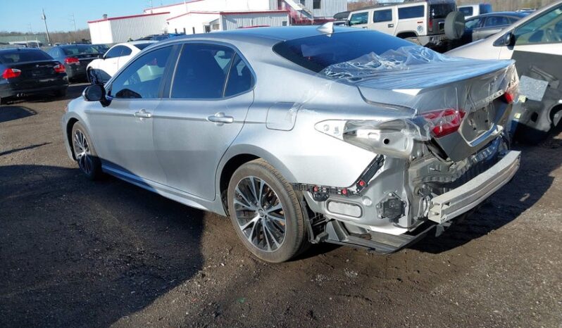 
								2019 Toyota Camry full									
