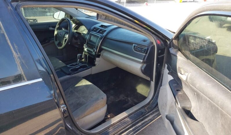
								2012 Toyota Camry full									