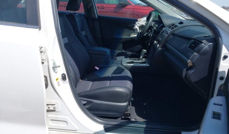 
								2012 Toyota Camry full									
