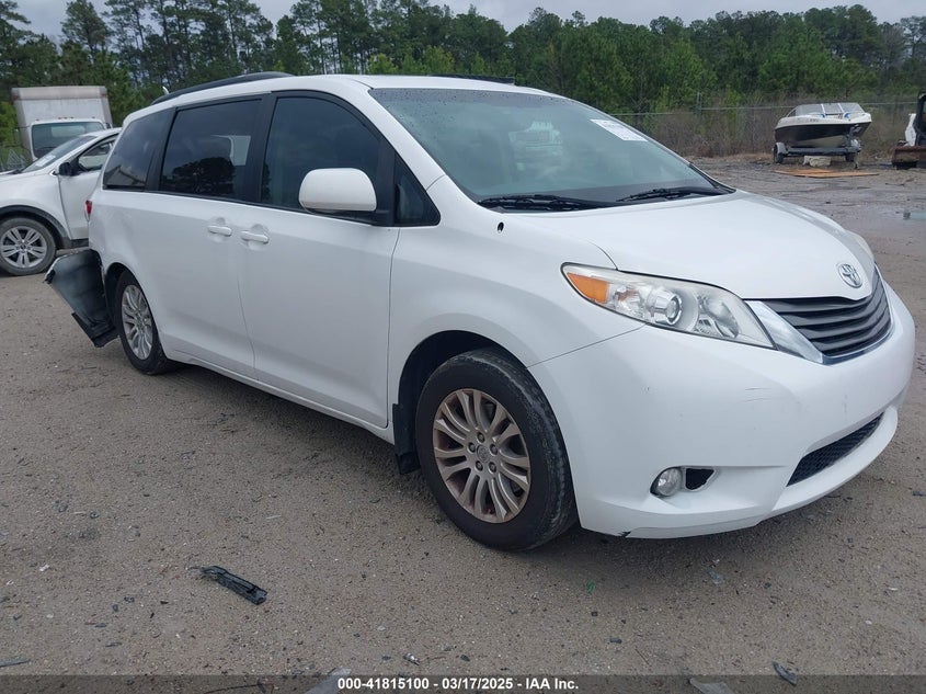 2013 Toyota Sienna