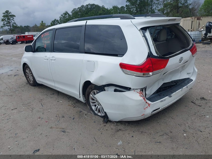 2013 Toyota Sienna