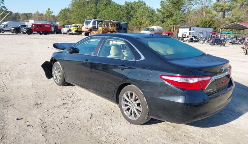 
								2015 Toyota Camry full									