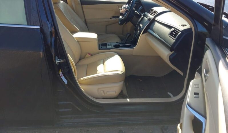 
								2015 Toyota Camry full									