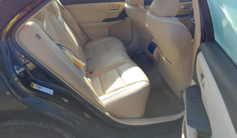 
								2015 Toyota Camry full									