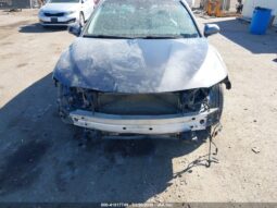 
										2018 Toyota Camry full									