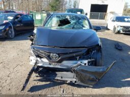 
										2022 Toyota Camry full									