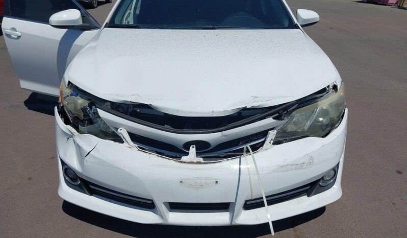 
								2013 Toyota Camry full									