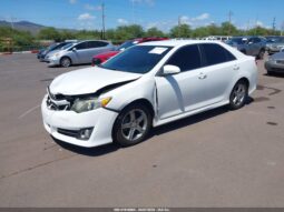 
										2013 Toyota Camry full									