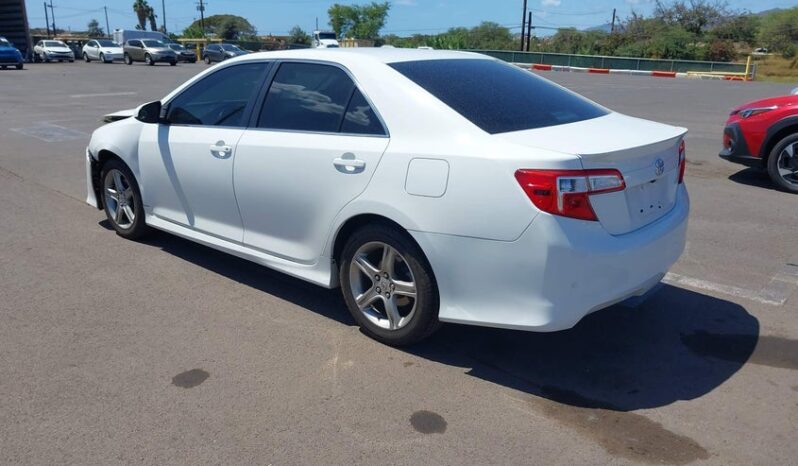 
								2013 Toyota Camry full									