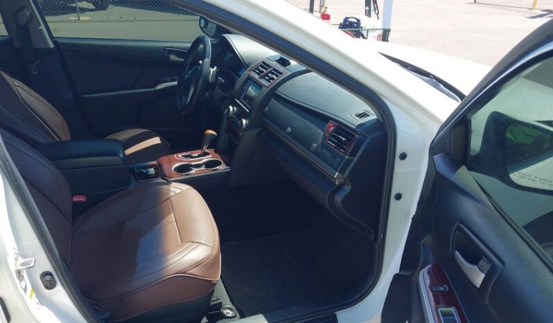 
								2013 Toyota Camry full									