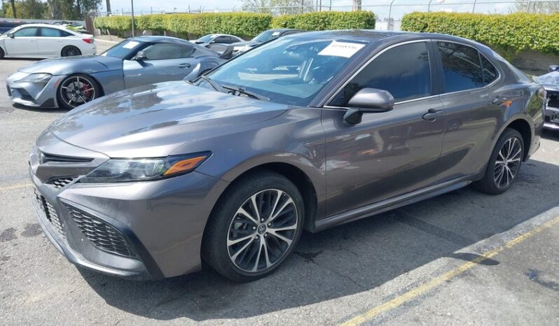 
								2021 Toyota Camry full									