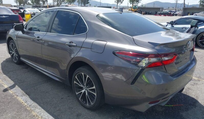 
								2021 Toyota Camry full									