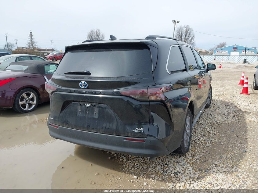 2024 Toyota Sienna