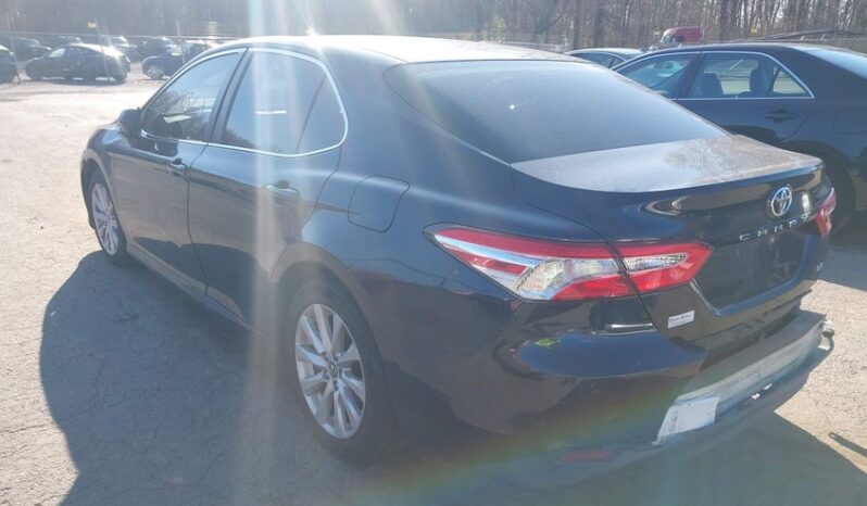 
								2018 Toyota Camry full									