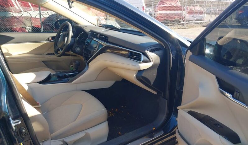 
								2018 Toyota Camry full									