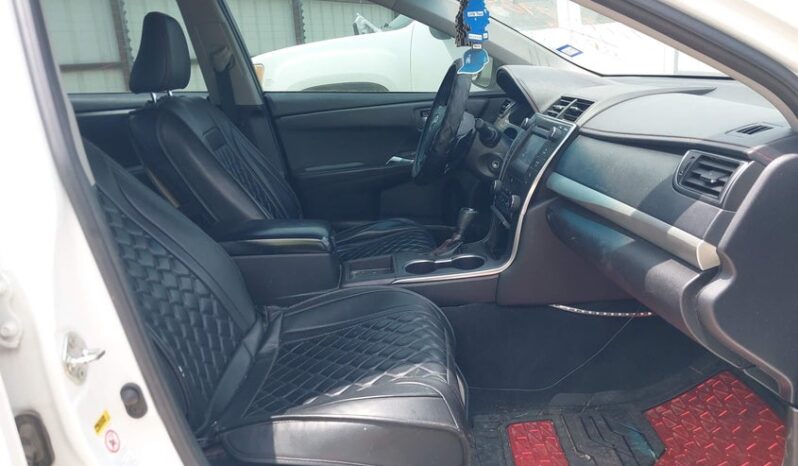 
								2017 Toyota Camry full									