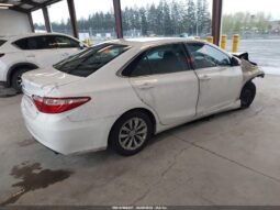 
										2015 Toyota Camry full									