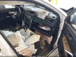 
										2015 Toyota Camry full									