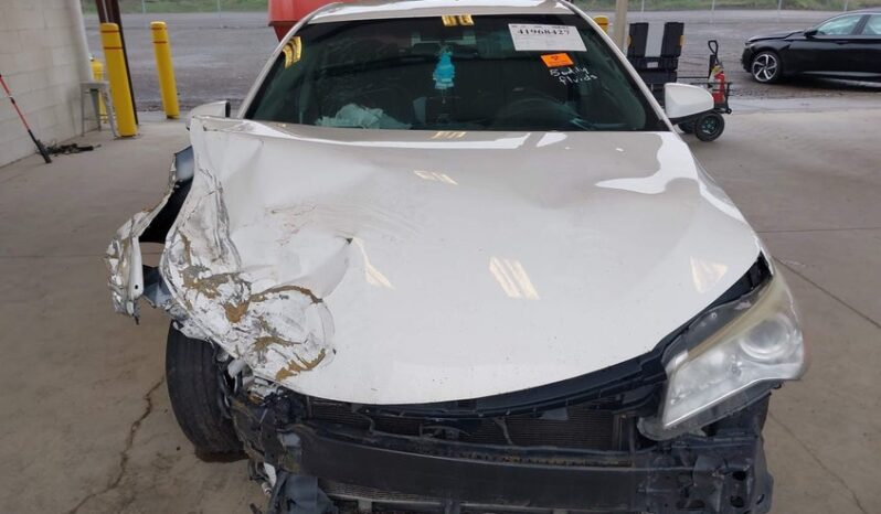 
								2015 Toyota Camry full									