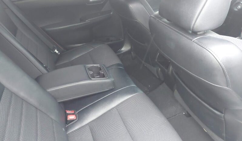 
								2016 Toyota Camry full									