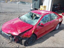 
										2014 Toyota Camry full									
