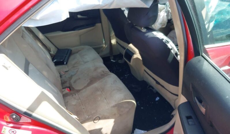 
								2014 Toyota Camry full									